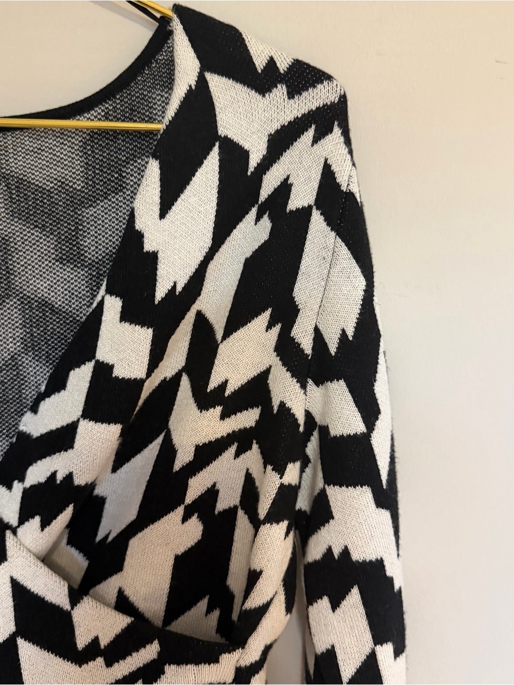 Future Collective Kahlana Barfield Brown - Asymmetrical Pullover Crop Sweater - Picture 6 of 9